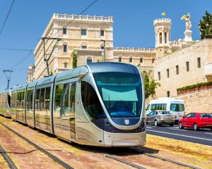 הסעת המונים: הכל על הרכבת הקלה בירושלים